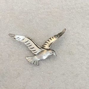 Vintage sterling silver brooch by Beau